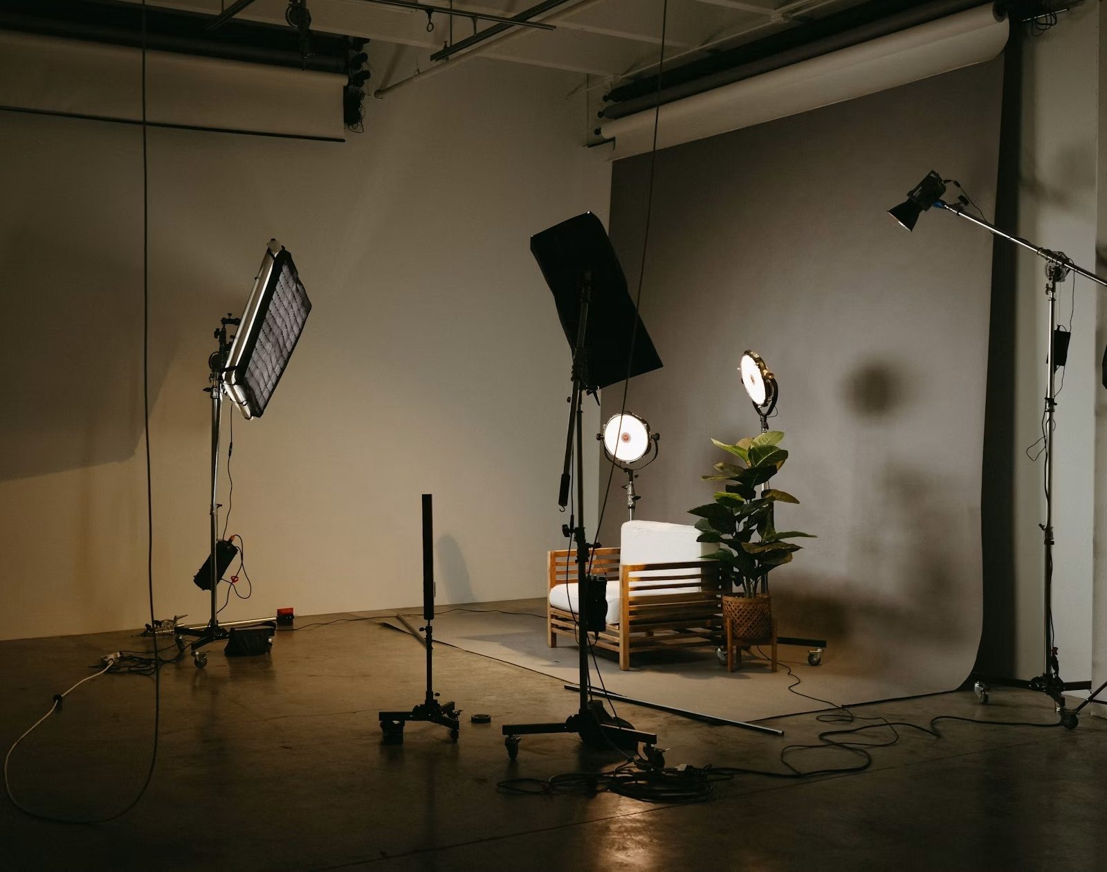 Adviq's photo studio setup